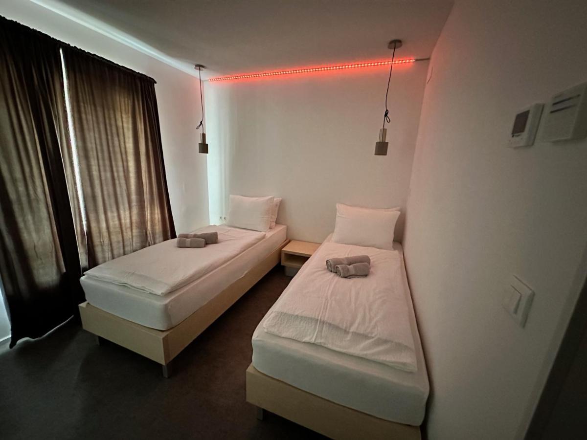 Villa Magdalena Apartments & Rooms 마리보르 외부 사진