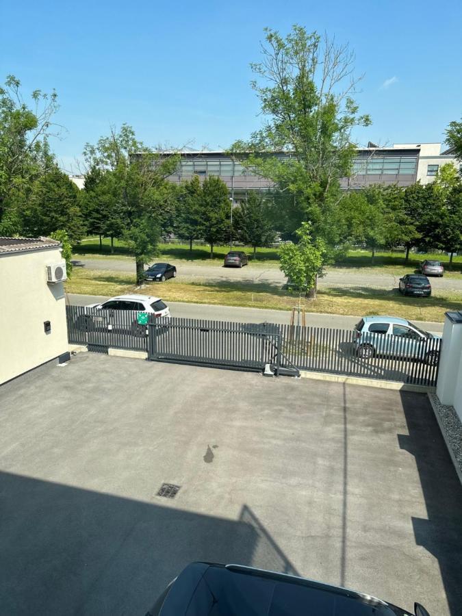 Villa Magdalena Apartments & Rooms 마리보르 외부 사진
